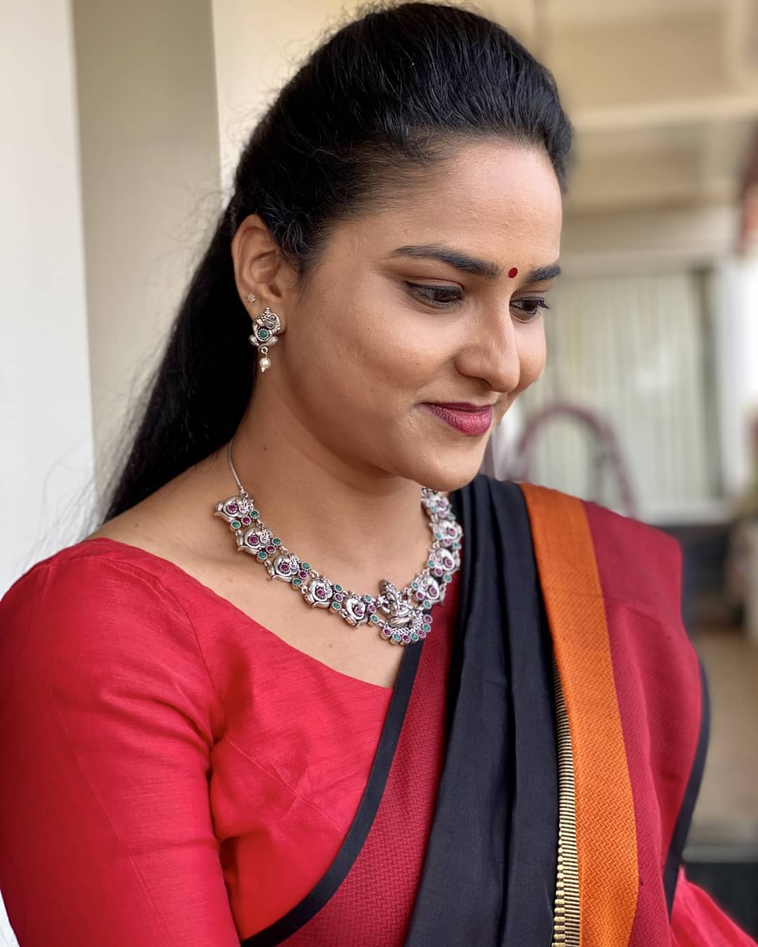 Zee Telugu Tv Anchor Kasi Annapurna In Black Saree Blouse